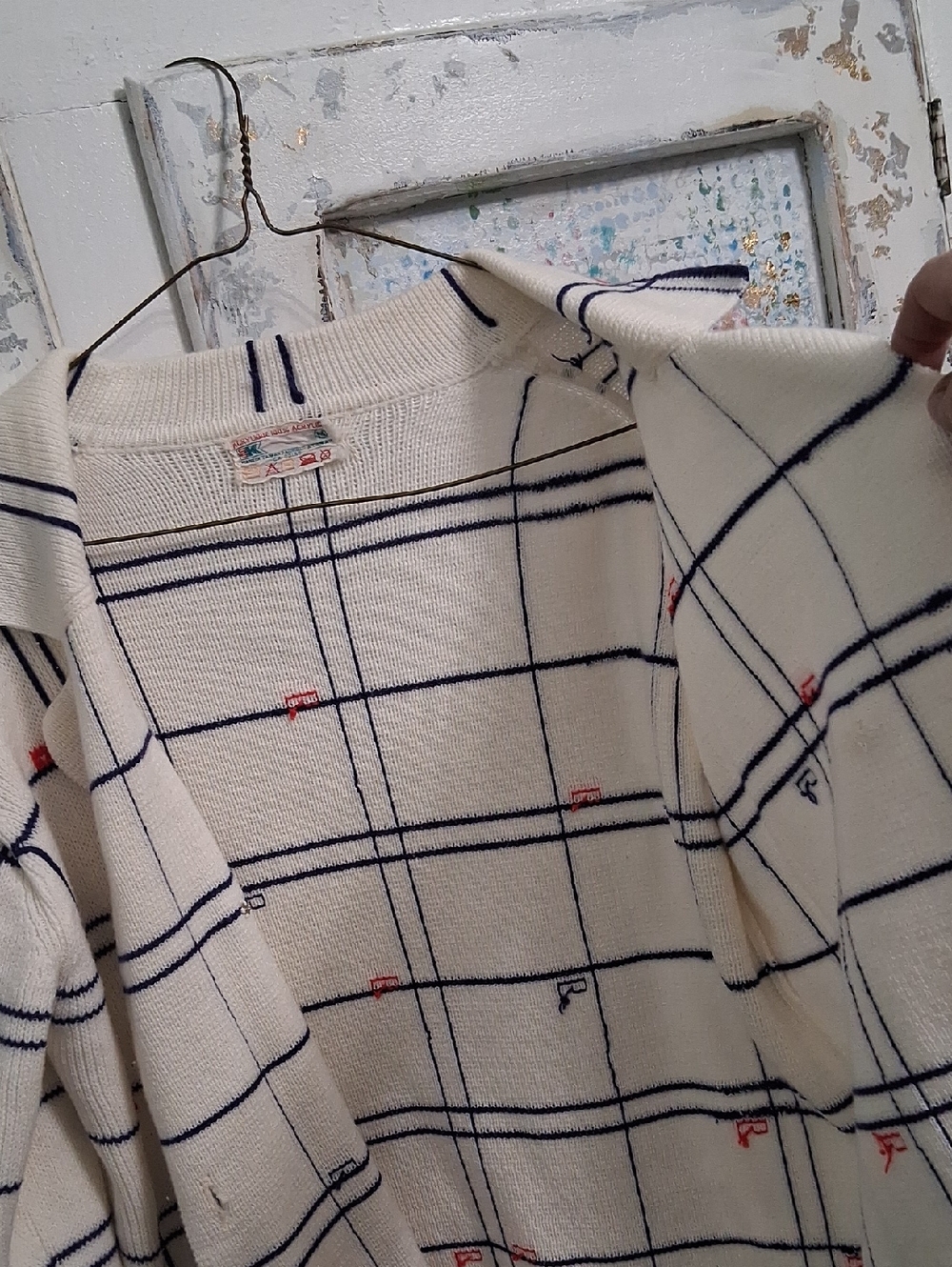 Windowpane SWEATER - Picture 9 of 10